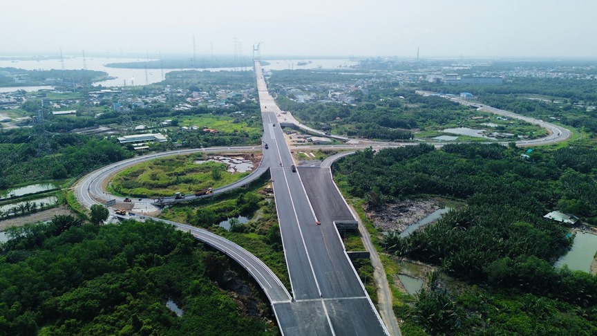 Vùng đất sát vách TP. HCM: Hội tụ tiềm năng vươn mình thành cực tăng trưởng mới- Ảnh 2. Vùng đất sát vách TP. HCM: Hội tụ tiềm năng vươn mình thành cực tăng trưởng mới- Ảnh 2.