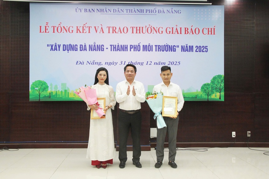 Tiến sĩ, nhà báo Nhân Nghĩa đoạt Giải Nhì Giải báo chí “Xây dựng Đà Nẵng - Thành phố môi trường” năm 2025- Ảnh 1.