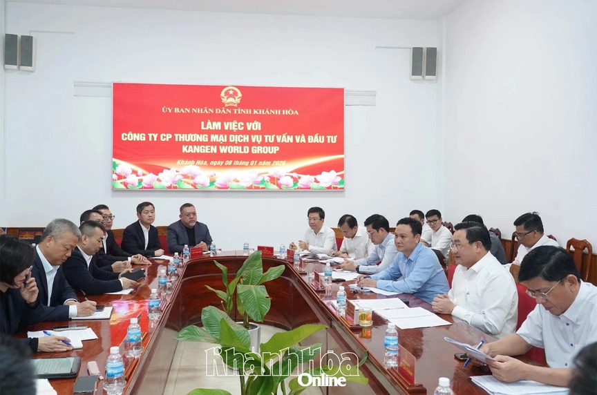 Hình ảnh tại buổi làm việc. Nguồn ảnh: Báo Khánh Hòa