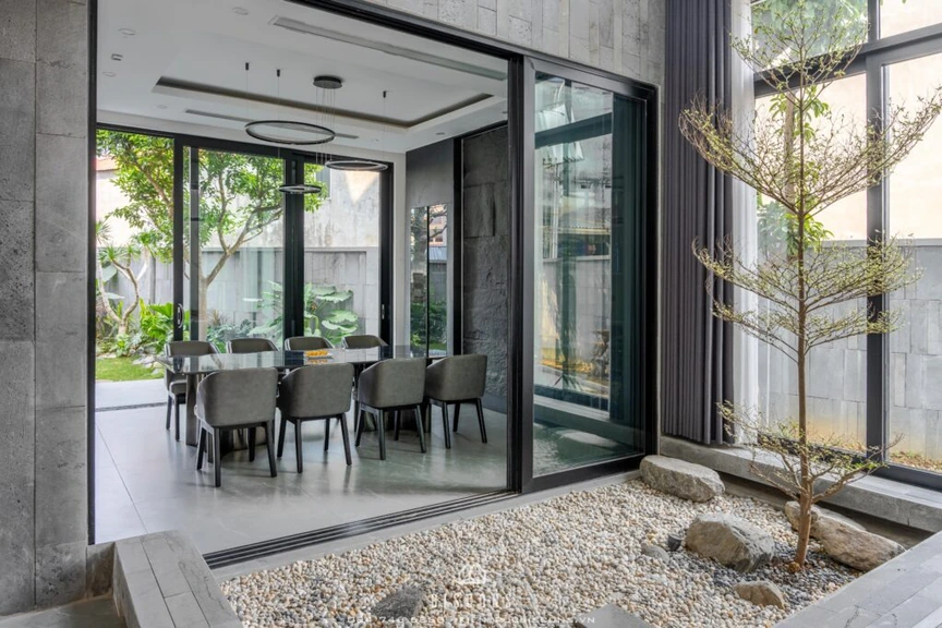 Nhiều biệt thự càng ở càng mệt: Chuyên gia phong thủy chỉ lỗi nghiêm trọng khiến biệt thự 'đẹp mà không lành'- Ảnh 2.