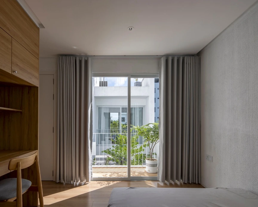 Đi tìm lời giải cho nhà ở đô thị đông đúc với kiến trúc hở độc đáo- Ảnh 7.