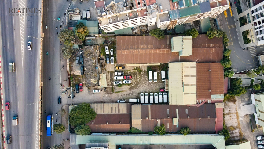 Cận cảnh khu đất sắp xây Trung tâm thương mại Pháp Việt cao 24 tầng ở Hà Nội- Ảnh 3.