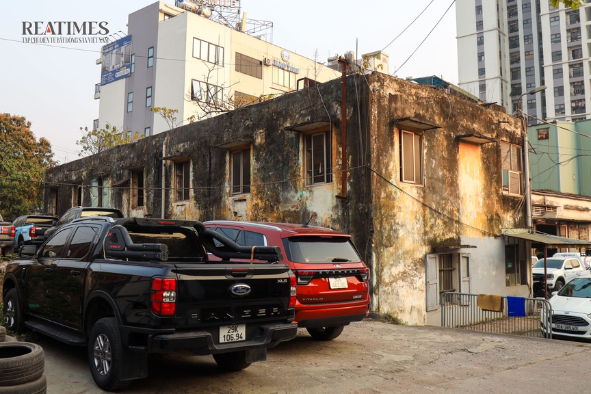 Cận cảnh khu đất sắp xây Trung tâm thương mại Pháp Việt cao 24 tầng ở Hà Nội- Ảnh 10.