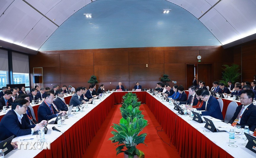 Đại hội XIV của Đảng: Đại biểu làm việc tại Đoàn, thảo luận các văn kiện Đại hội- Ảnh 4.