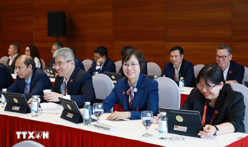 Đại hội XIV của Đảng: Đại biểu làm việc tại Đoàn, thảo luận các văn kiện Đại hội- Ảnh 9.