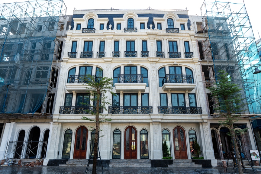 Mở bán dự án nhà phố hàng hiệu trên trục Tây Thăng Long của Sunshine Group: Vốn tự có chỉ từ 2,3 tỷ đồng- Ảnh 2.