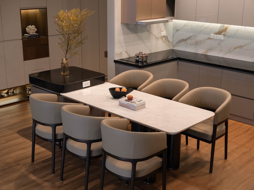 Một căn hộ rộng giữa Hà Nội đắt đỏ được gia chủ chịu chi làm nội thất đẹp mắt- Ảnh 3.