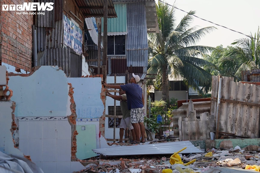 Siêu đô thị giàu có của Việt Nam đẩy nhanh tiến độ dự án 17.000 tỷ cải tạo rạch ô nhiễm nhất TP- Ảnh 2.