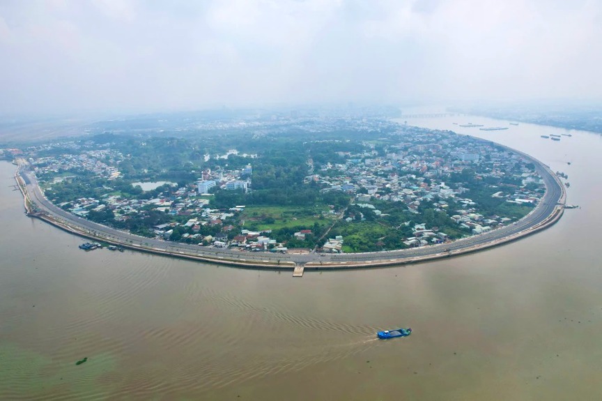 Điều ít biết về căn biệt thự trăm tuổi ven sông nội địa dài nhất Việt Nam: Định giá gần 5,4 tỷ, đường mới làm phải nhường đất- Ảnh 2.