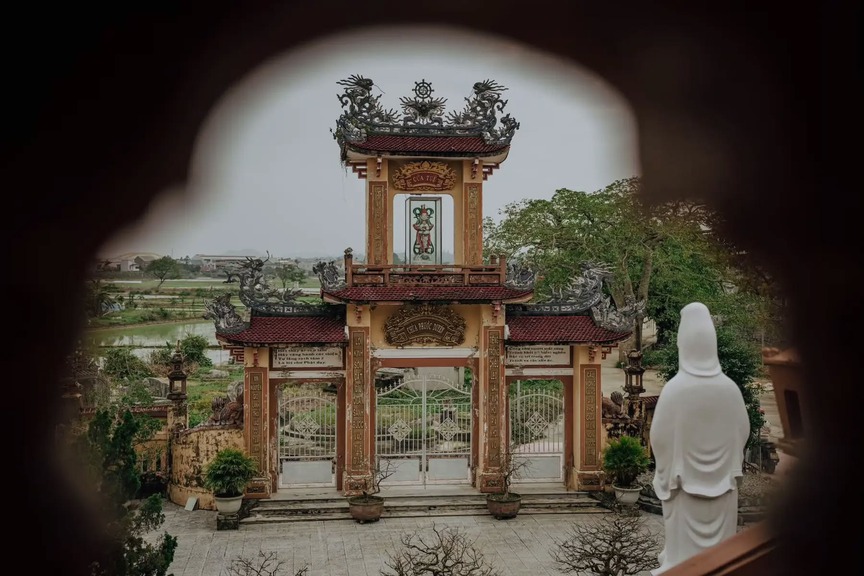 Ngôi chùa rộng 4.000m2 giữa lòng xứ Huế: Không gian Phật giáo mang kiến trúc thiền uyển hiếm thấy- Ảnh 4.