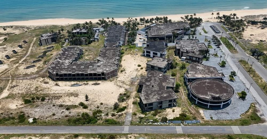 Sắp hoạt động khu nghỉ dưỡng triệu USD nằm ven vịnh biển đẹp bậc nhất thế giới của Việt Nam sau nhiều năm ‘đắp chiếu’- Ảnh 1.