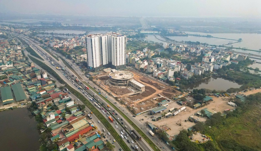 Bến xe khách thứ 7 hiện đại nhất Hà Nội lộ rõ hình hài, chính thức hoàn thiện sau ít tháng nữa- Ảnh 2. Bến xe khách thứ 7 hiện đại nhất Hà Nội lộ rõ hình hài, chính thức hoàn thiện sau ít tháng nữa- Ảnh 2.