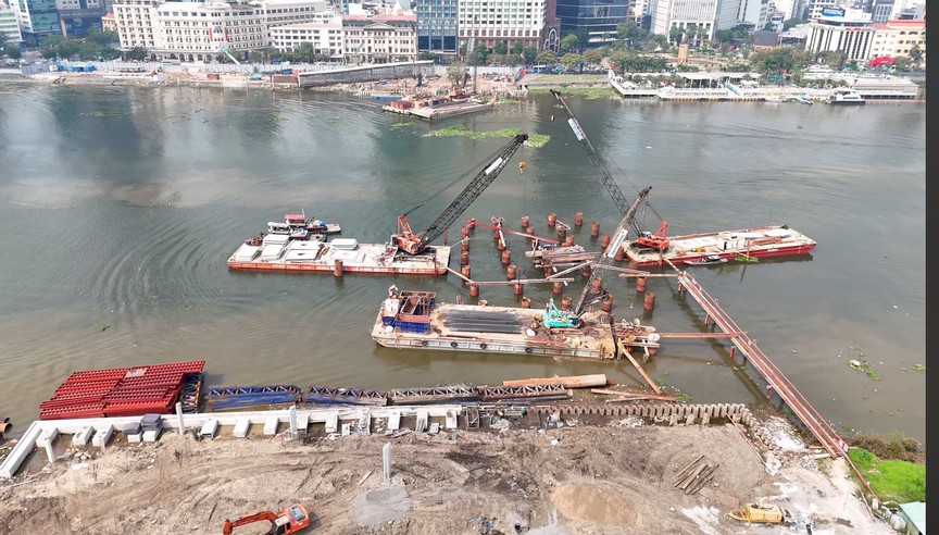 Cầu đi bộ nghìn tỷ vượt sông sở hữu kiến trúc độc đáo nhất thế giới tại Việt Nam dần thành hình- Ảnh 3. Cầu đi bộ nghìn tỷ vượt sông sở hữu kiến trúc độc đáo nhất thế giới tại Việt Nam dần thành hình- Ảnh 3.