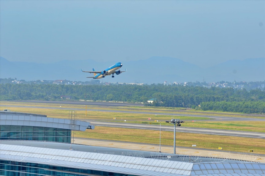 Vì đâu sân bay sở hữu nhà ga đầu tiên được xếp hạng 5 sao tại Việt Nam không thể tách rời khỏi trung tâm TP?- Ảnh 4.