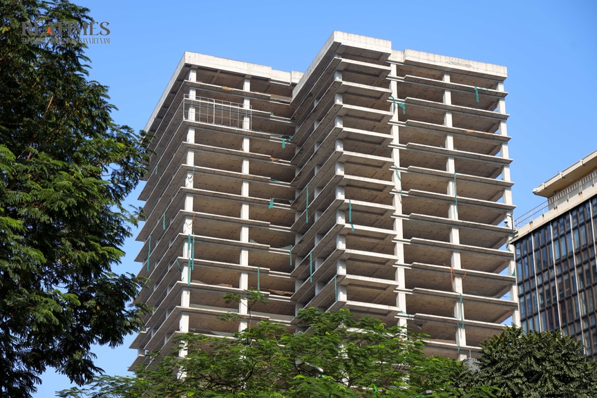 Hà Nội: Cận cảnh tòa nhà 1A Láng Hạ bỏ hoang trên "đất vàng" vừa về tay Kinh Bắc- Ảnh 12. Hà Nội: Cận cảnh tòa nhà 1A Láng Hạ bỏ hoang trên "đất vàng" vừa về tay Kinh Bắc- Ảnh 12.