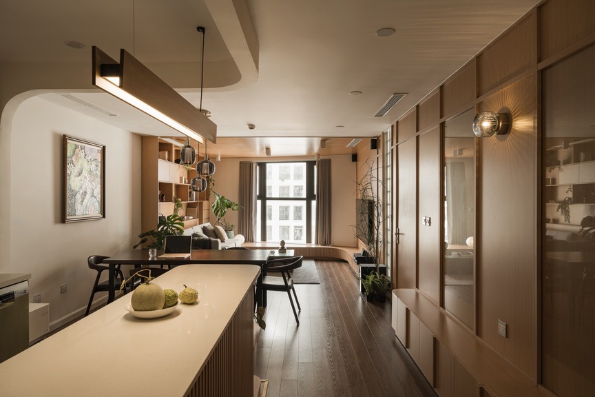 Căn hộ 125m2 bàn giao thô thành 'nhà sáng': Hành lang dài, góc cong vụn vẫn hóa tổ ấm thông minh- Ảnh 4. Căn hộ 125m2 bàn giao thô thành 'nhà sáng': Hành lang dài, góc cong vụn vẫn hóa tổ ấm thông minh- Ảnh 4.