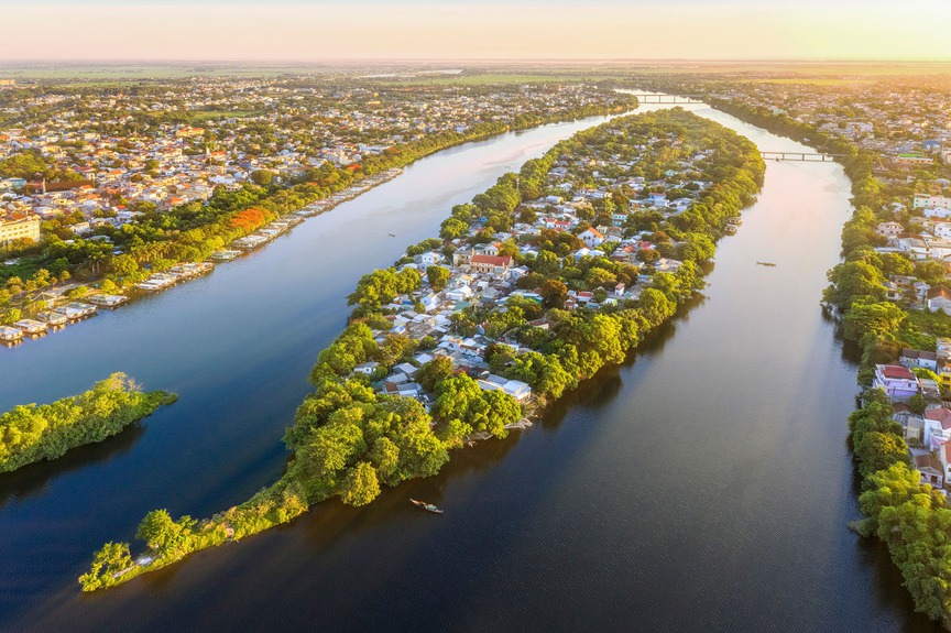 Thành phố trẻ nhất Việt Nam sắp xây cầu 2.200 tỷ bắc qua ‘xứ cồn cạn’ của dòng sông biểu tượng- Ảnh 1. Thành phố trẻ nhất Việt Nam sắp xây cầu 2.200 tỷ bắc qua ‘xứ cồn cạn’ của dòng sông biểu tượng- Ảnh 1.