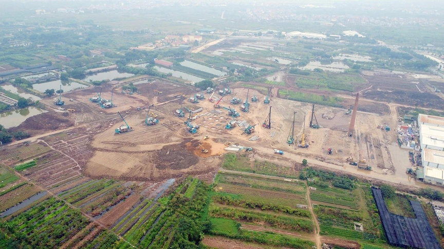 Mới nhất về dự án sân vận động 60.000 chỗ ngồi lớn bậc nhất Việt Nam, vượt chuẩn quốc tế với mái vòm đóng mở tự động- Ảnh 1.