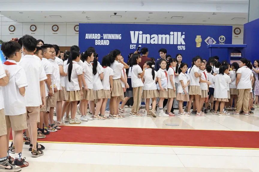 Vinamilk cùng 48.000 sản phẩm dinh dưỡng "chắp cánh" những ước mơ tuổi thơ - Ảnh 1.