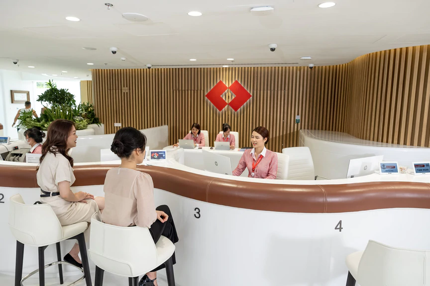 NHNN phê duyệt phương án tăng vốn điều lệ của Techcombank cao nhất hệ thống ngân hàng, hơn 106 ngàn tỷ - Ảnh 1.