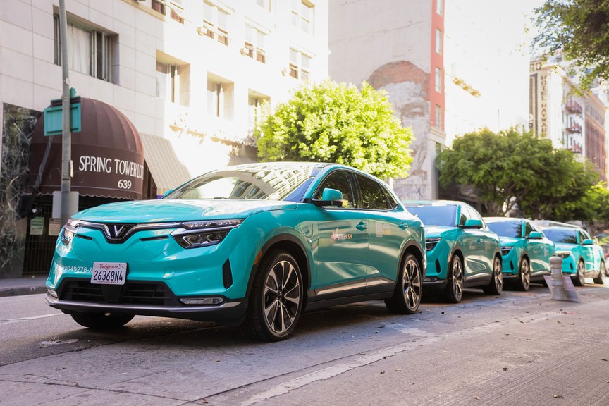 Green SM chính thức khai trương dịch vụ Taxi thuần điện tại Mỹ - Ảnh 2.