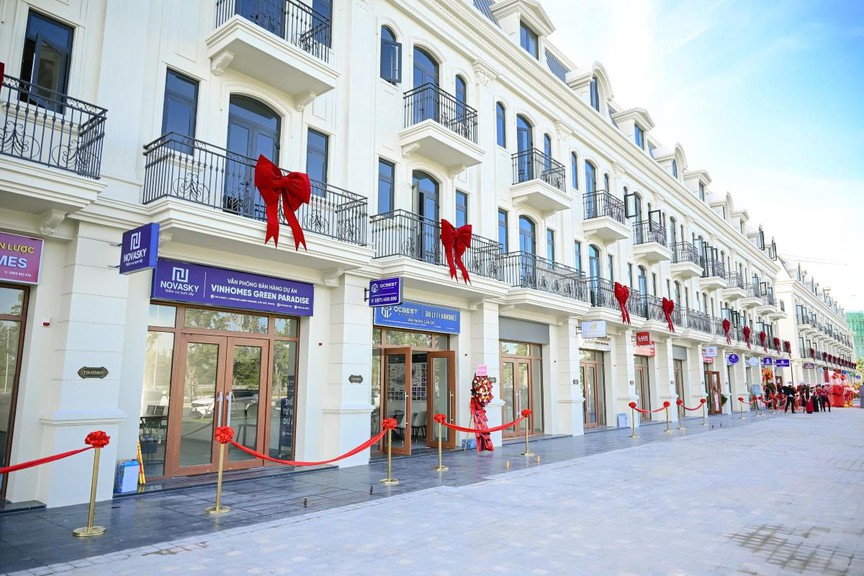 Hơn 60 văn phòng kinh doanh đồng loạt khai trương tại Vịnh Tiên, kích hoạt nhịp đập "Quận Nhất mới" bên biển- Ảnh 2.