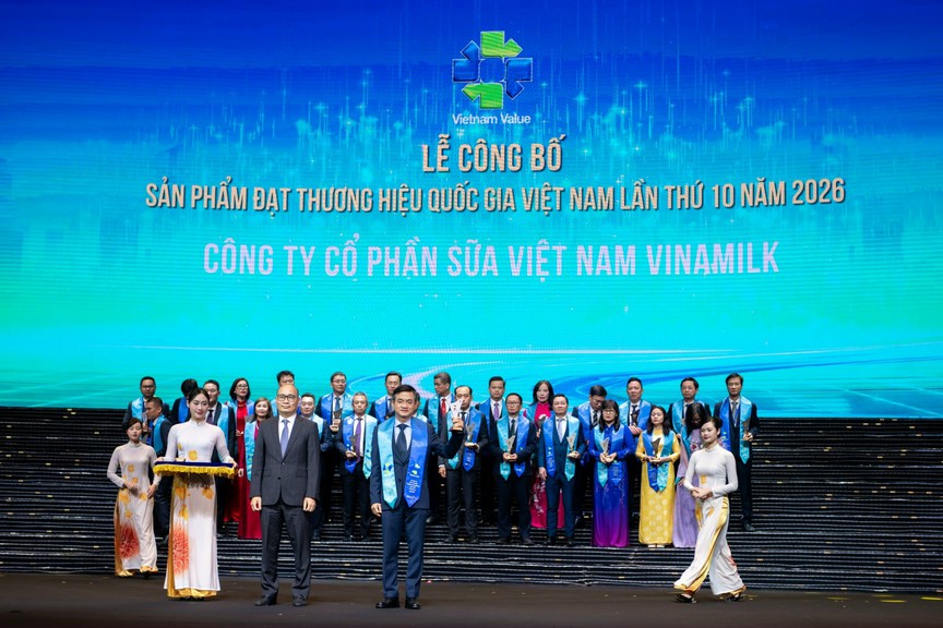 Phía sau hàng trăm loại sản phẩm thương hiệu quốc gia của Vinamilk là hành trình không ngừng nâng chuẩn - Ảnh 1.