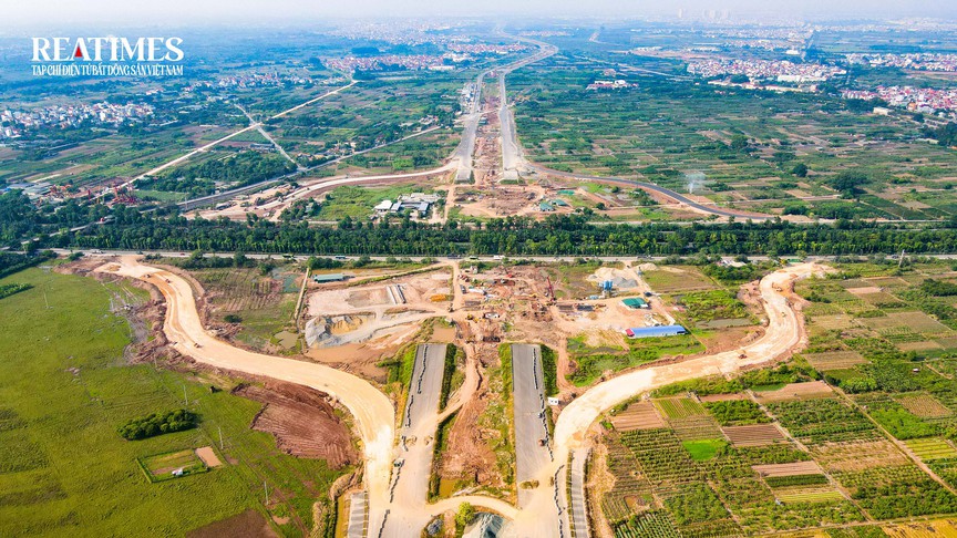 Cận cảnh đoạn Vành đai 4 phía Tây Hà Nội vừa thông xe 15km đường song hành - Ảnh 13.