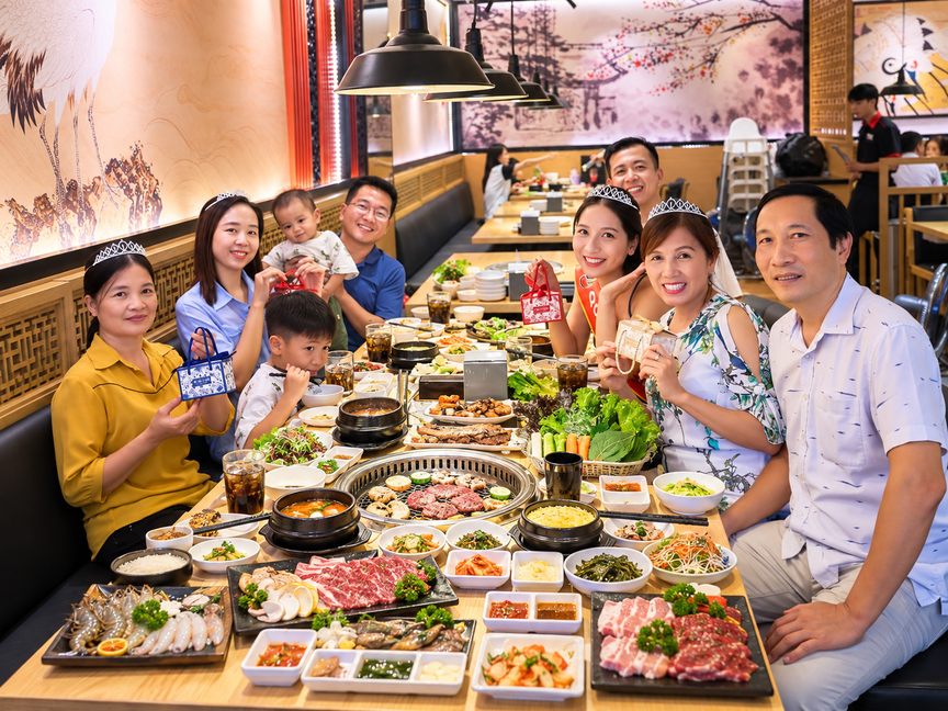 Vincom khởi động mùa 20/10 toàn quốc: “Chiều nàng như ý” với chuỗi trải nghiệm đa sắc màu - Ảnh 8.