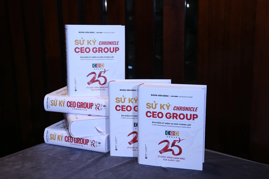 Ra mắt ấn phẩm sử ký đặc biệt chào mừng kỷ niệm 25 năm thành lập CEO Group - Ảnh 1.