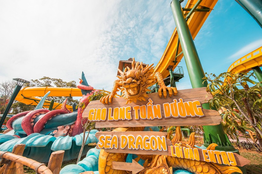 Thử thách gan dạ, đối đầu với “mãng xà”, “chằn tinh” tại Phú Quốc dịp Halloween - Ảnh 1.
