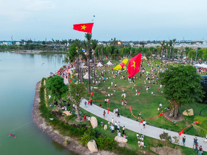 Ecopark ra mắt Rừng Hồng – trung tâm của Mùa Lễ Hội tại Eco Retreat - Ảnh 2.