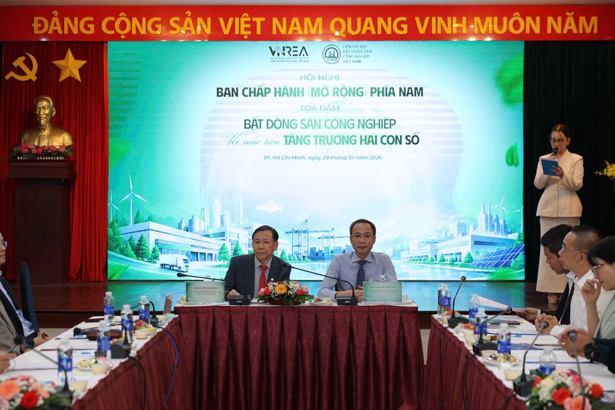 Liên Chi hội Bất động sản Công nghiệp Việt Nam tổ chức Hội nghị Ban Chấp hành mở rộng và Tọa đàm chuyên đề tại khu vực phía Nam - Ảnh 2.
