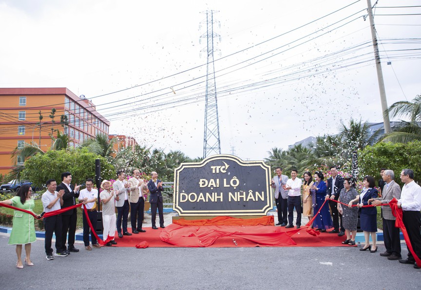 Đại lộ Doanh nhân: Dấu ấn thương hiệu Việt tại KCN Thành Thành Công - Ảnh 1.
