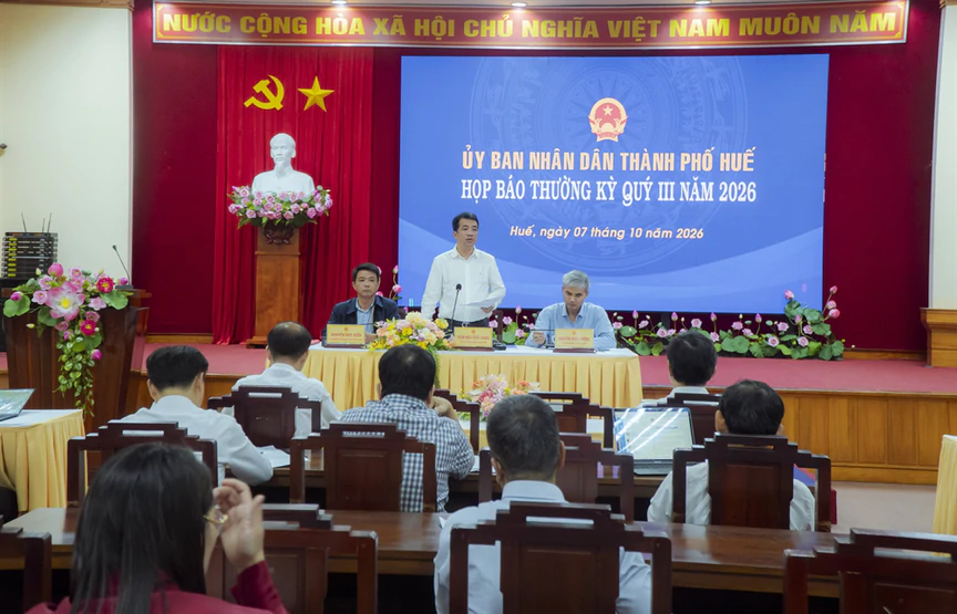 TP. Huế: Thông tin tiến độ dự án Cồn Dã Viên và cải tạo, nâng cấp trường Quốc Học tại Họp báo Quý III - Ảnh 1.
