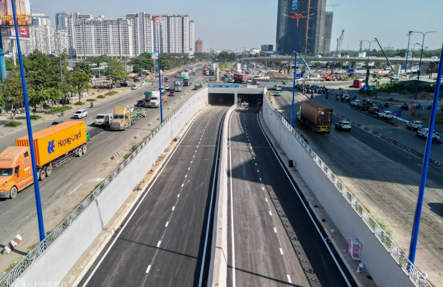 Hôm nay, chính thức thông xe hầm chui tại nút giao nghìn tỷ lớn nhất thành phố giàu nhất Việt Nam- Ảnh 1.