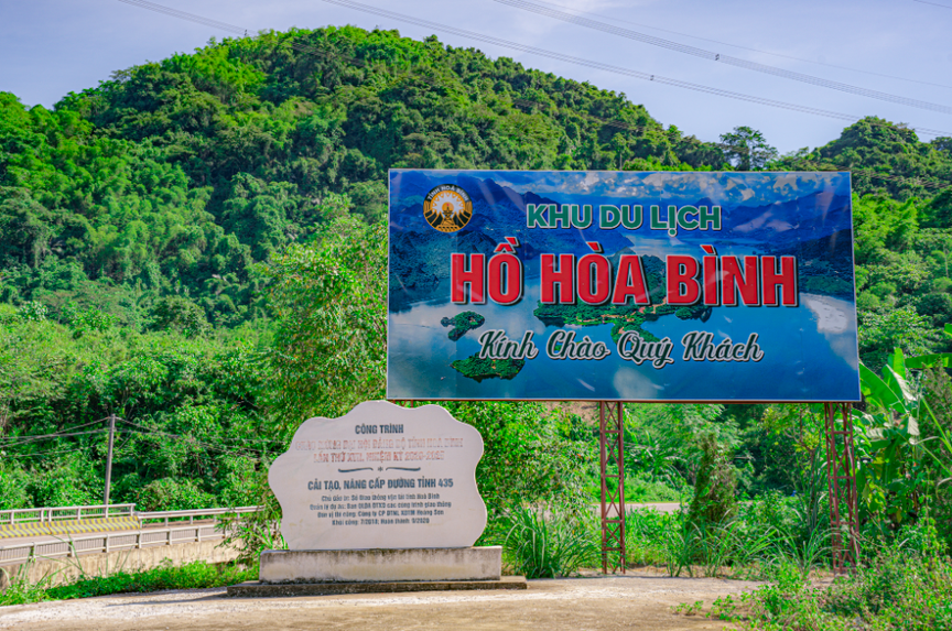 Hồ nước nhân tạo lớn nhất Việt Nam dài 230km, có nhà máy thủy điện lớn nhất Đông Nam Á- Ảnh 3. Hồ nước nhân tạo lớn nhất Việt Nam dài 230km, có nhà máy thủy điện lớn nhất Đông Nam Á- Ảnh 3.