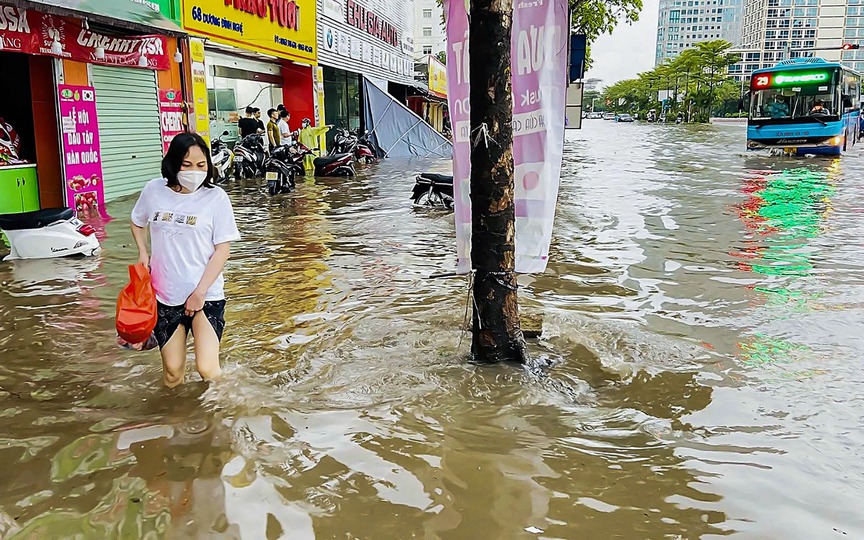 Thủ đô làm công trình chống ngập khẩn cấp, sẵn sàng ứng phó với mùa mưa bão 2026- Ảnh 1.