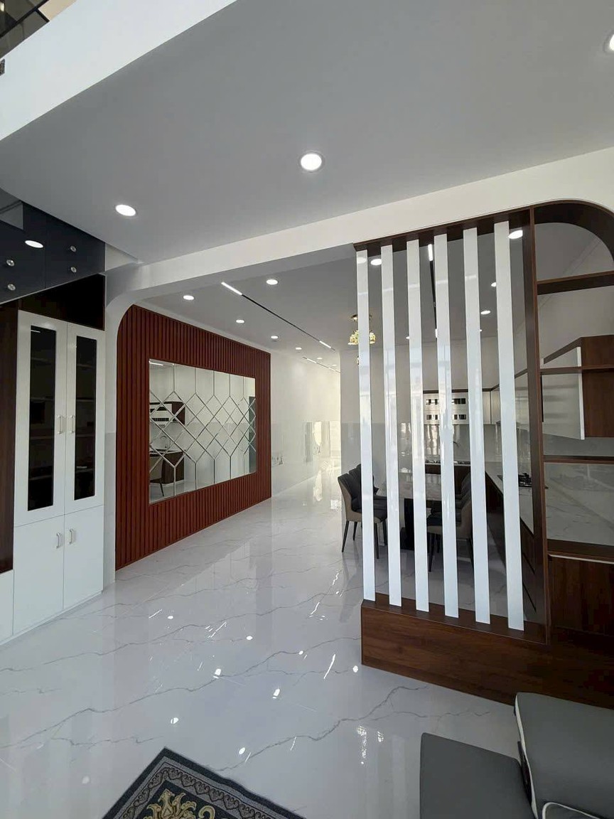 Sống trọn trong không gian nhà phố hiện đại với mặt tiền tối giản- Ảnh 3.