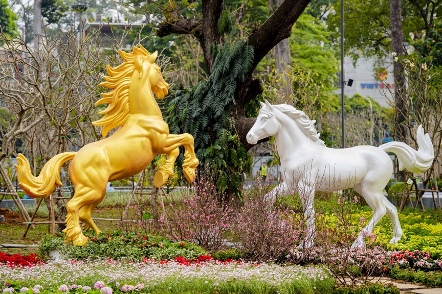 TP.HCM khánh thành Công viên tưởng niệm Covid-19, hồi sinh 4,3ha đất trống giữa trung tâm thành phố- Ảnh 5.