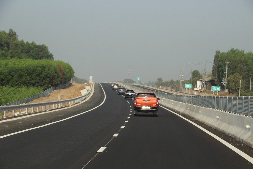 Tuyến cao tốc 21.000 tỷ nối 2 tỉnh thành giàu nhất Việt Nam tạm hoãn khai thác một chiều- Ảnh 2.