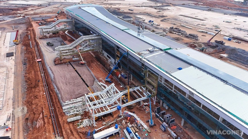 Phó Thủ tướng ra chỉ đạo 'nóng' đối với siêu sân bay 16 tỷ USD lớn nhất cả nước- Ảnh 2.