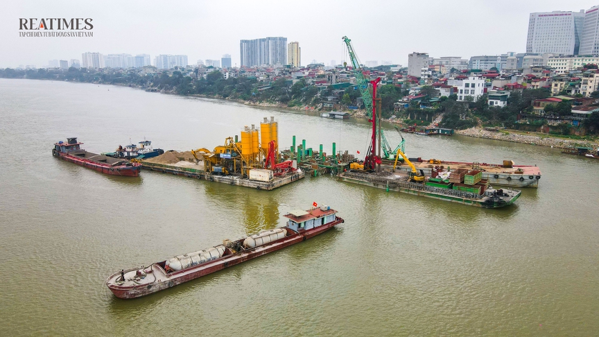 Hối hả thi công xuyên Tết tại dự án cầu Trần Hưng Đạo- Ảnh 12. Hối hả thi công xuyên Tết tại dự án cầu Trần Hưng Đạo- Ảnh 12.