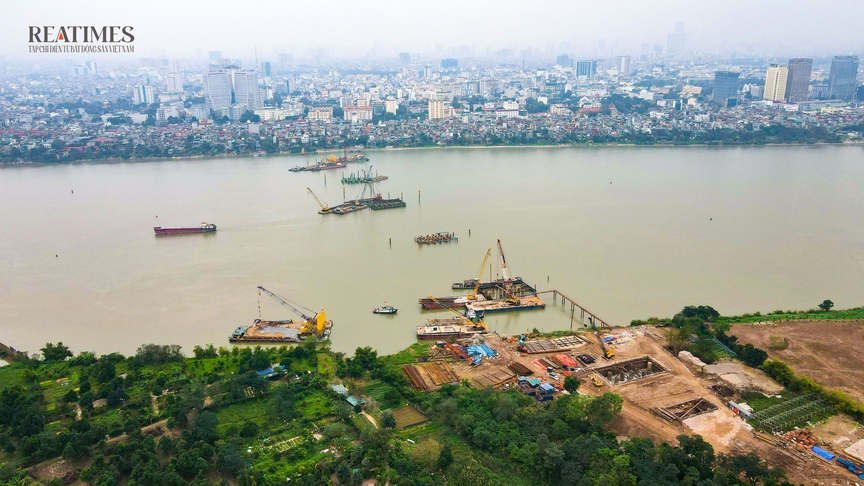 Hối hả thi công xuyên Tết tại dự án cầu Trần Hưng Đạo- Ảnh 13. Hối hả thi công xuyên Tết tại dự án cầu Trần Hưng Đạo- Ảnh 13.