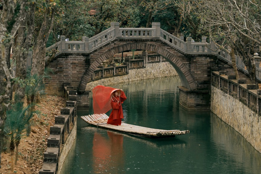 Chính thức mở cửa di tích hơn 1.000 năm - nơi vua xưng đế Nhà nước phong kiến đầu tiên của Việt Nam - Ảnh 4. Chính thức mở cửa di tích hơn 1.000 năm - nơi vua xưng đế Nhà nước phong kiến đầu tiên của Việt Nam - Ảnh 4.