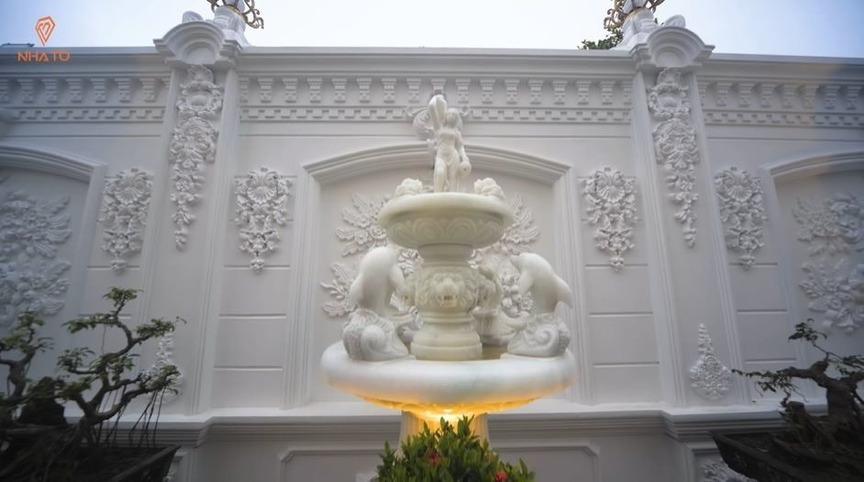 Căn biệt thự 3 tầng dát vàng giữa làng quê: Mất 9 tháng mới hoàn thành, 15 triệu để thuê thiết kế bản vẽ- Ảnh 5. Căn biệt thự 3 tầng dát vàng giữa làng quê: Mất 9 tháng mới hoàn thành, 15 triệu để thuê thiết kế bản vẽ- Ảnh 5.