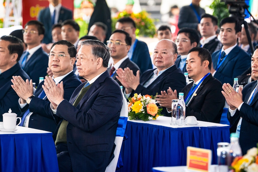 Tổng bí thư Tô Lâm dự lễ khởi công Khu đô thị Bắc Thăng Long Urban City do liên danh Handico - Sunshine Group - Thái Nam Land triển khai- Ảnh 1. Tổng bí thư Tô Lâm dự lễ khởi công Khu đô thị Bắc Thăng Long Urban City do liên danh Handico - Sunshine Group - Thái Nam Land triển khai- Ảnh 1.