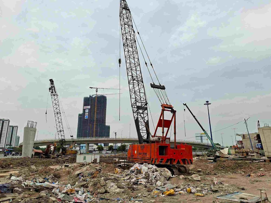 Nút giao 3 tầng, 2 hầm chui lớn nhất TP. HCM vắng người thi công sau nhiều lần trễ hẹn- Ảnh 2. Nút giao 3 tầng, 2 hầm chui lớn nhất TP. HCM vắng người thi công sau nhiều lần trễ hẹn- Ảnh 2.