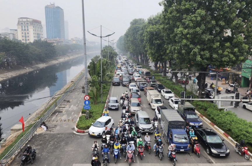 Hà Nội đề xuất mở rộng đường Vành đai 2 đoạn Ngã Tư Sở - Cầu Giấy- Ảnh 1. Hà Nội đề xuất mở rộng đường Vành đai 2 đoạn Ngã Tư Sở - Cầu Giấy- Ảnh 1.