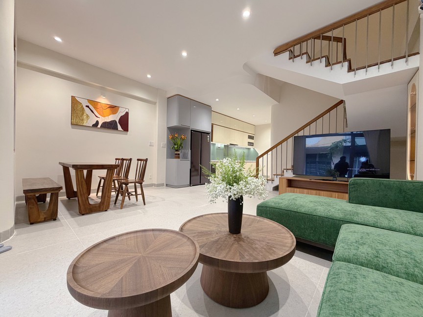 Sống trọn trong tổ ấm hiện đại tối giản: 181m2 đủ đầy cho gia đình nhiều thế hệ- Ảnh 2.